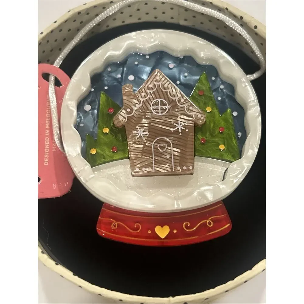 Erstwilder brooch - Seasons Greetings - Snow Globe - 2017 Kitchy Christmas BNIB